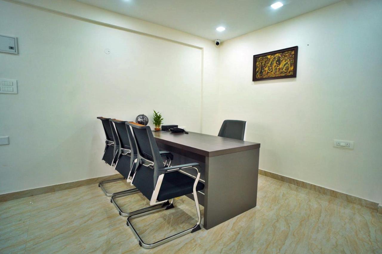Hotel Sterling Inn Bangalore International Airport Yelahanka المظهر الخارجي الصورة