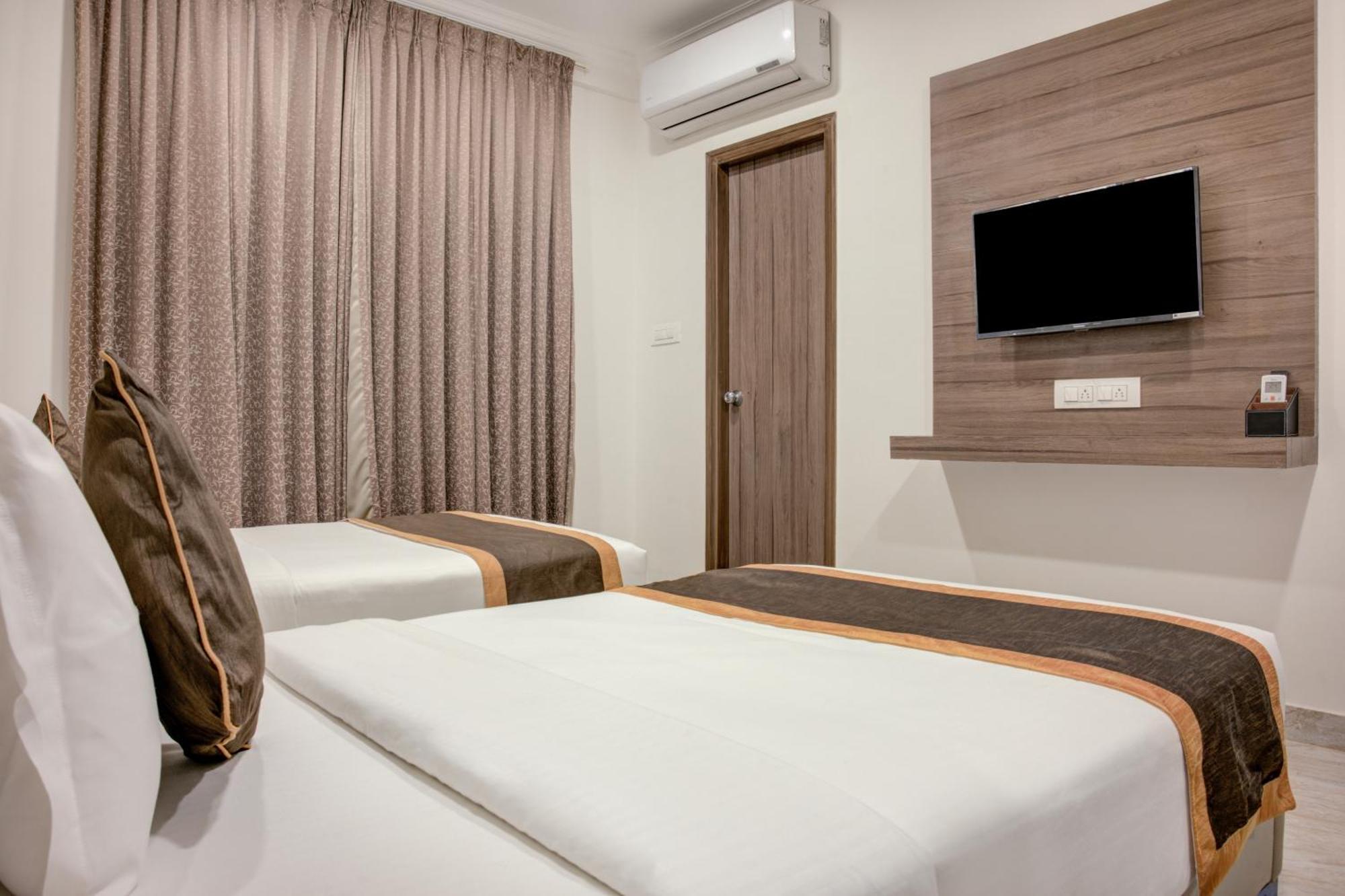 Hotel Sterling Inn Bangalore International Airport Yelahanka المظهر الخارجي الصورة