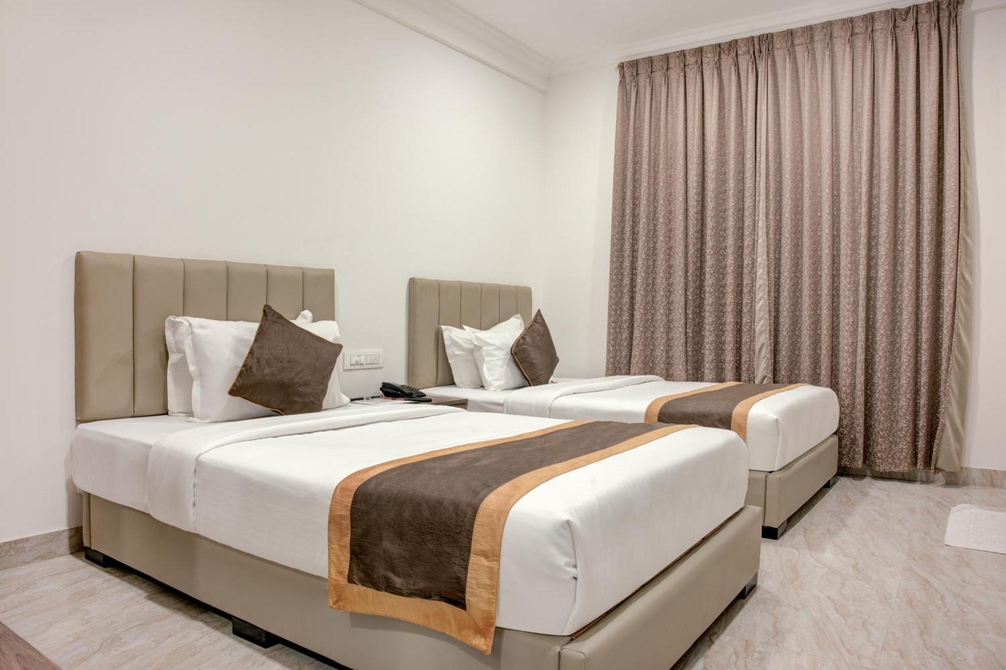 Hotel Sterling Inn Bangalore International Airport Yelahanka المظهر الخارجي الصورة